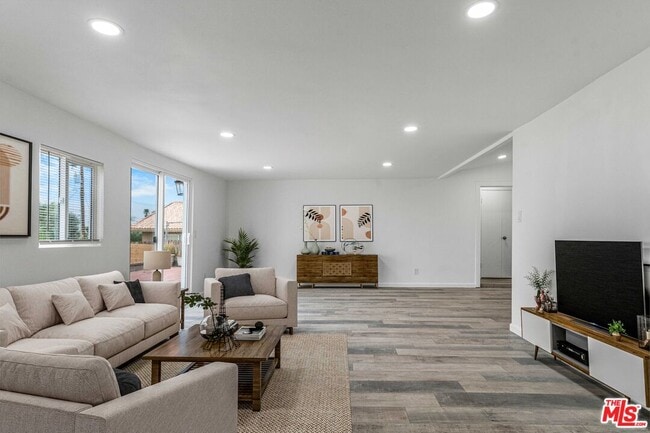 Photo - 66895 Buena Vista Ave