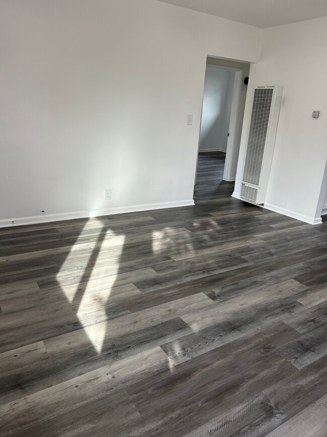 Photo - 4017 W 159th St