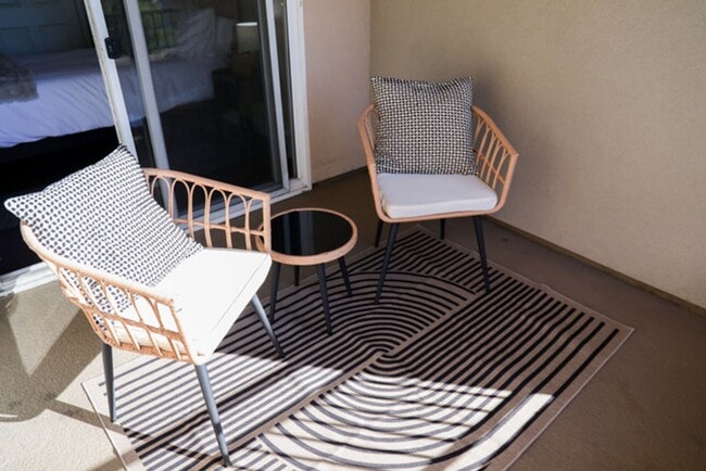 Photo - THE UPTOWN | Modern | Furnished | Bankers Hill Condo | Across from Balboa Park