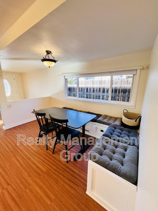 Photo - 246 Loma Vista Pl