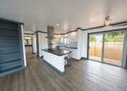 Photo - Sea Cliff Apartments