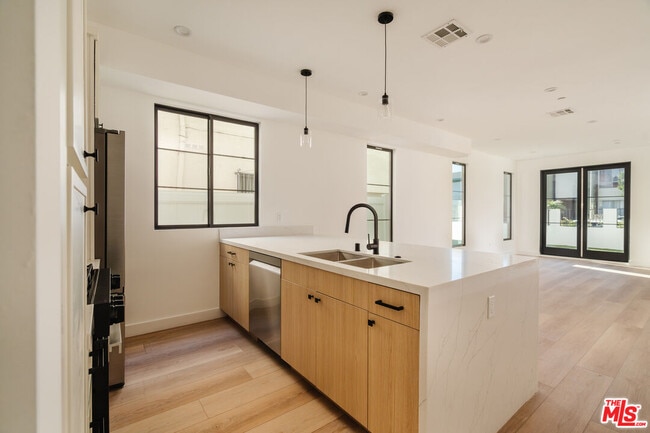 Photo - 1954 S Garth Ave Unit 1954 1/2