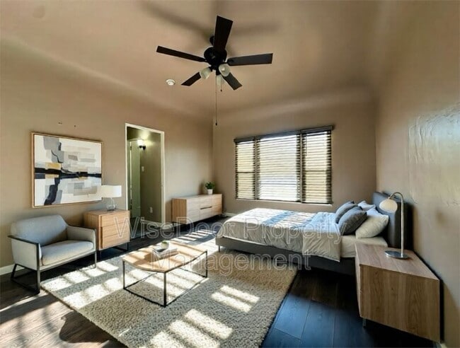 Photo - 1030 Leonard Ave Unit 3