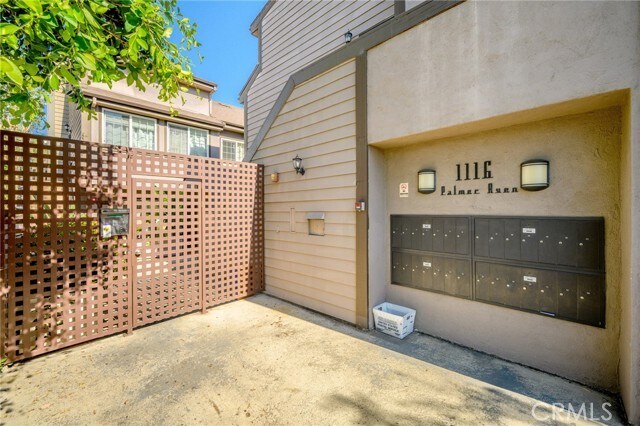Photo - 1116 E Palmer Ave Unit 5