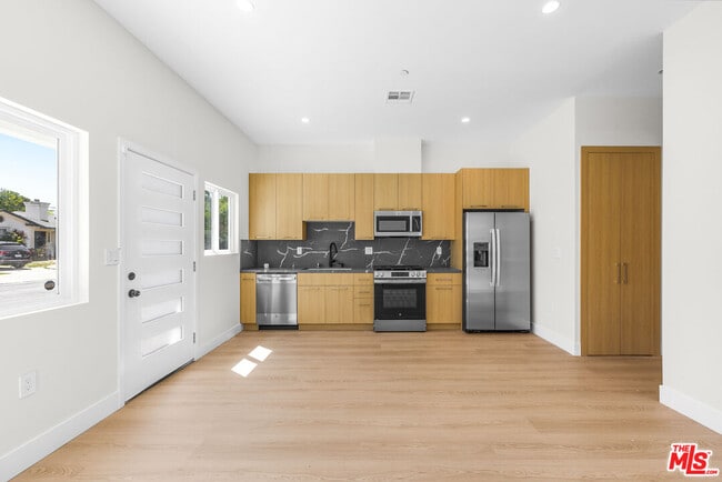 Photo - 5129 Don Pio Dr