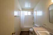 1BR, 1BA - 500SF - Bathroom - Villa Nido Apartments