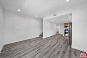 Photo - 11524 Emelita St
