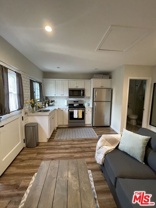 Photo - 4411 Radford Ave