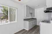 1BR, 1BA - 882SF - Dining Room - 2135 Santa Fe Ave.