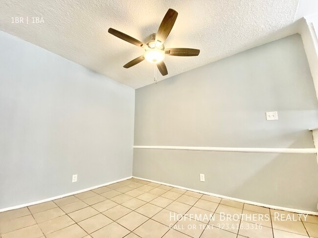 Photo - 3956 Stevely Ave Unit 2