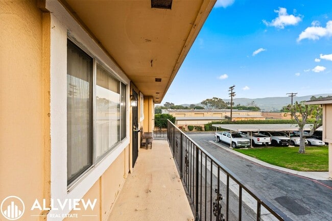 Photo - Charming 2-Bedroom Home Steps from Los Rios District