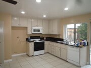 Photo - 5691 Lynnbrook Plz