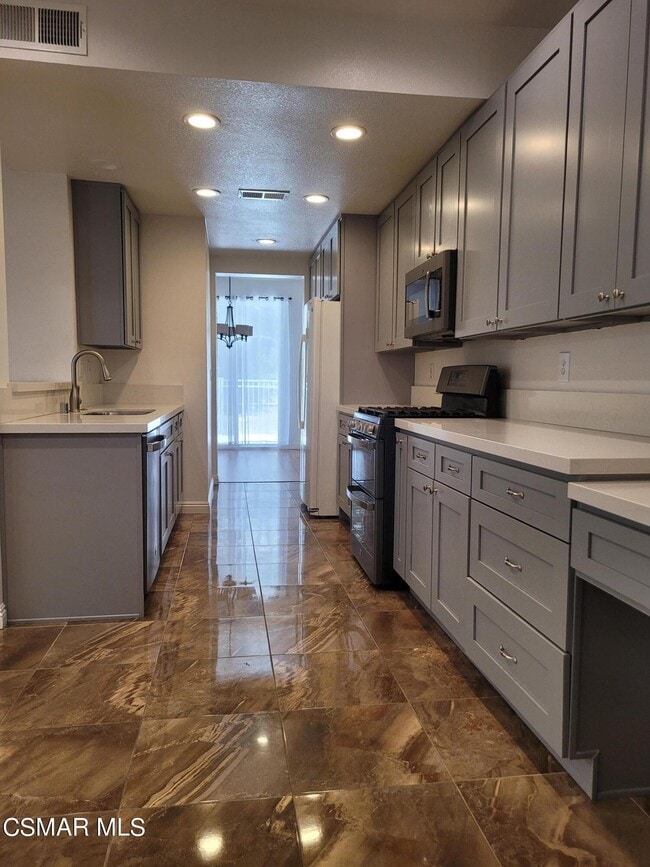 Photo - 510 Sonata Way