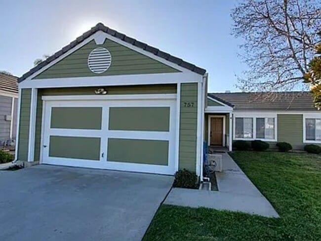 Photo - Rare 3 Bed / 2 Bath with Huge Backyard!