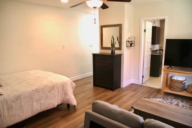 Photo - 28102 Montereina Dr