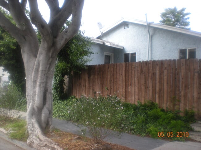 Building Photo - 2131 22nd St Unit A