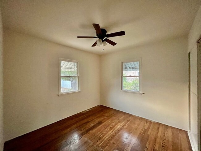 Photo - Charming 3 Bed/1Bath Available Now In North Hollywood!