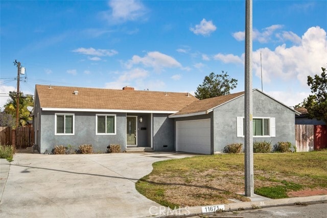 Photo - 11671 Fredrick Dr House