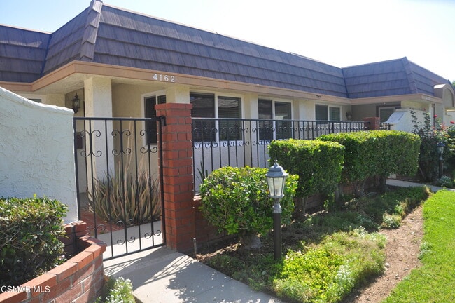 Photo - 4162 Lake Harbor Ln Townhome