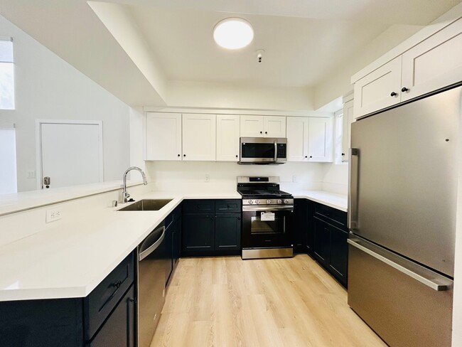 dun351 - dun351 Apartment Unit 208