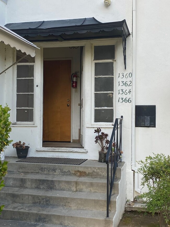 8121 - Mayer Assets Group Five LP - 8121 - Mayer Assets Group Five LP Apartment Unit 1366