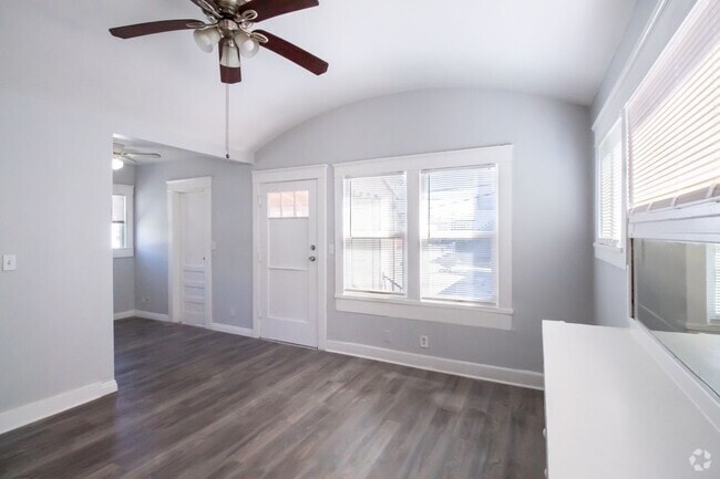 Building Photo - 736 Olive Ave Rental