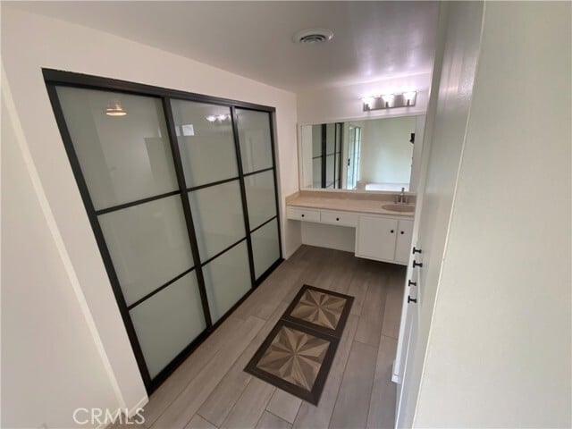 Photo - 1037 Harrison Ct