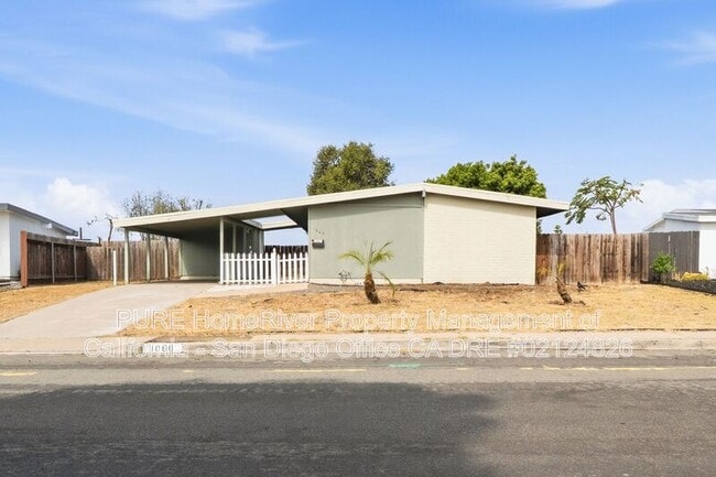 Building Photo - 1066 Cuyamaca Ave