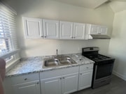 Photo - 600 E Garfield Ave Unit 7