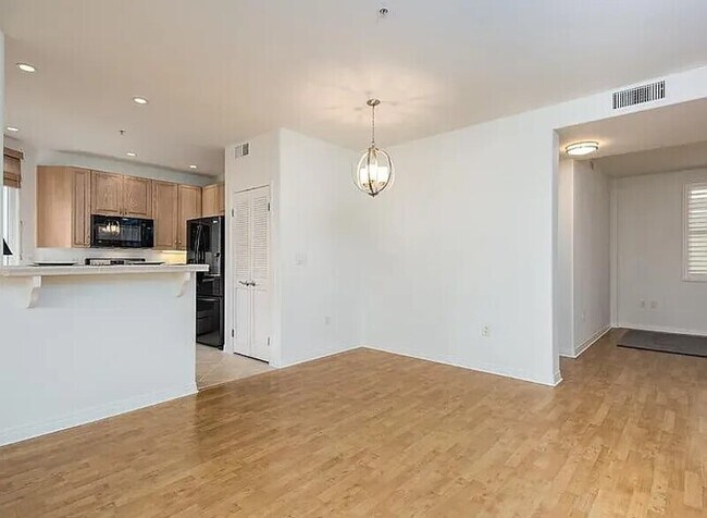 Photo - 1601 India St Unit #1601