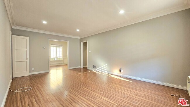 Photo - 1020 S Norton Ave Unit B