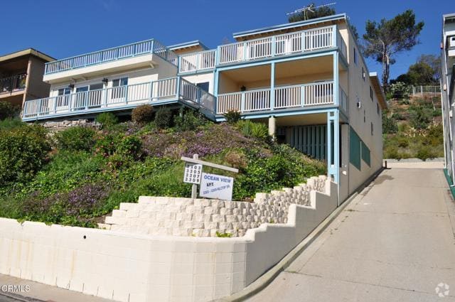 Building Photo - 3305 Hilltop Dr Rental