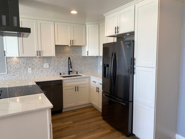 Photo - Santa Cruz 103 Unit 103