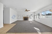 Photo - 703 Diamond Dr