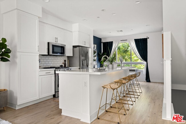 Photo - 118 S Avenue 50 Unit 602