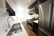 modern kitchen - 510 Pacific Ave Apartments Unit 5