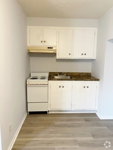 Building Photo - 4553 W 116th St Unit 5 Rental