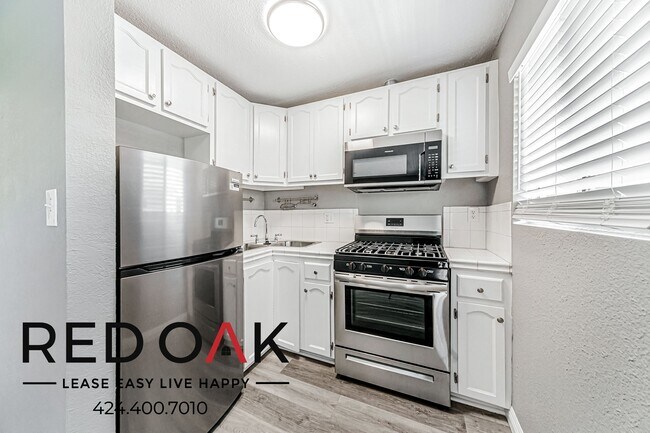 Photo - 1036 Normandie Ave Unit 1036-11