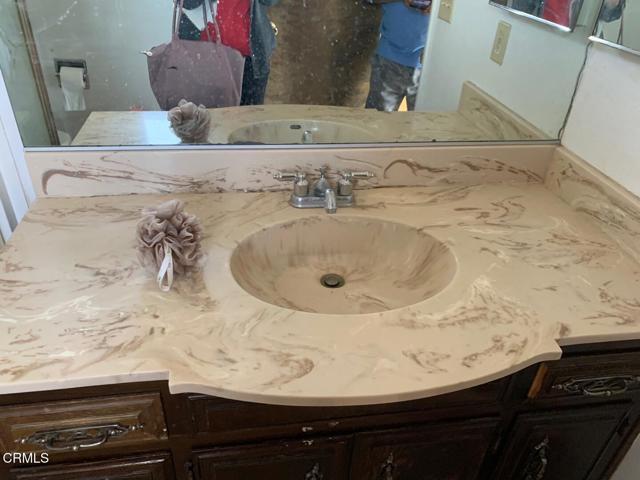 Photo - 18534 Symeron Rd