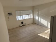 Photo - 2022 E 2nd St