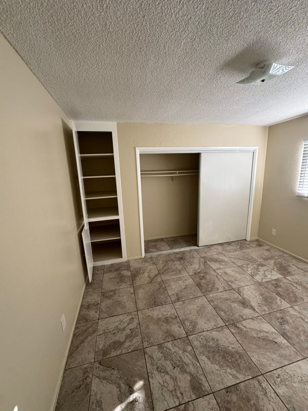 Photo - 1193 N Ardmore Ave Unit 9