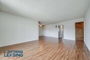 Photo - 17346 Burbank Blvd Condo Unit 18C