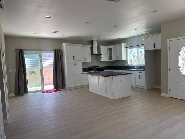 Photo - 13822 Erin St