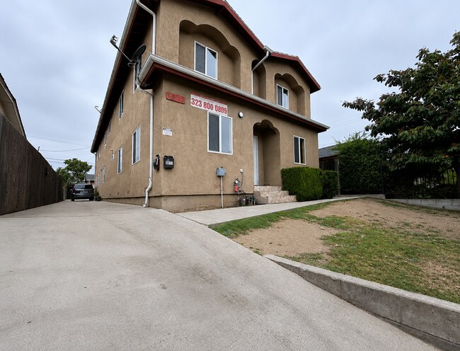 Photo - 9011 Orchard Ave