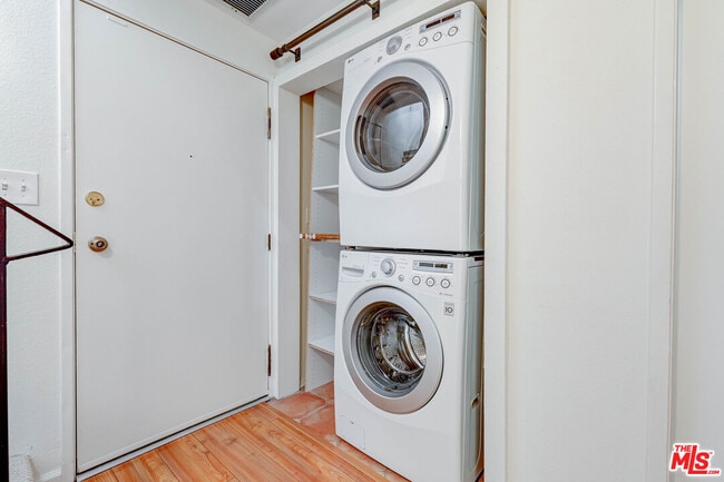 Photo - 832 Palm Ave Unit 305