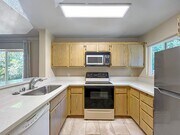 Photo - Modern Second-Story 2B/2BA in the Heart of... House
