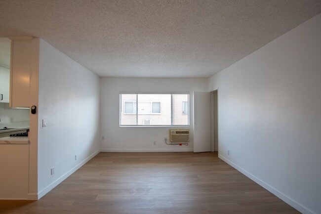 Photo - 10819 Camarillo St Unit 06