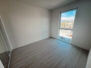 Photo - 13716 Victory Blvd