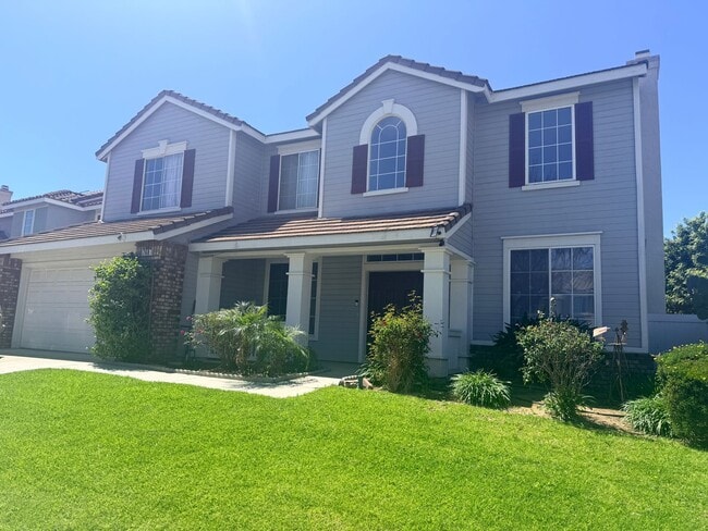 Building Photo - Stunning 5-Bedroom Pool Home in Corona is now available for rent