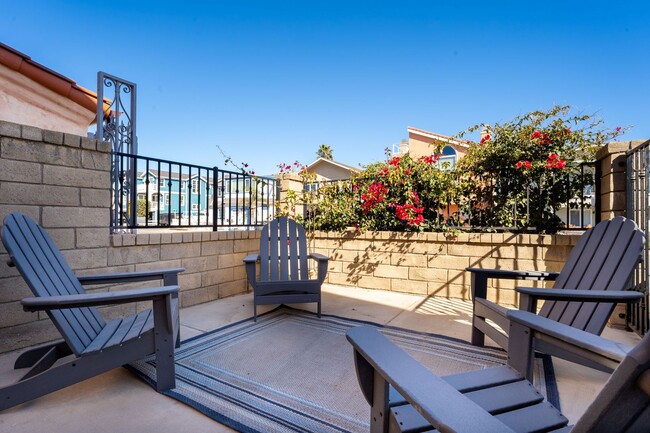 Photo - 2405O- Meet Me At the Jetty | FURNSIHED